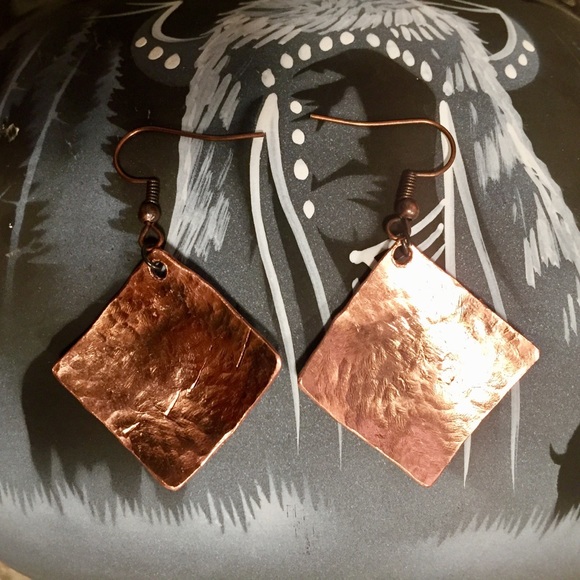 Handcrafted Polished Copper Diamond Shape Earrings - Picture 7 of 8